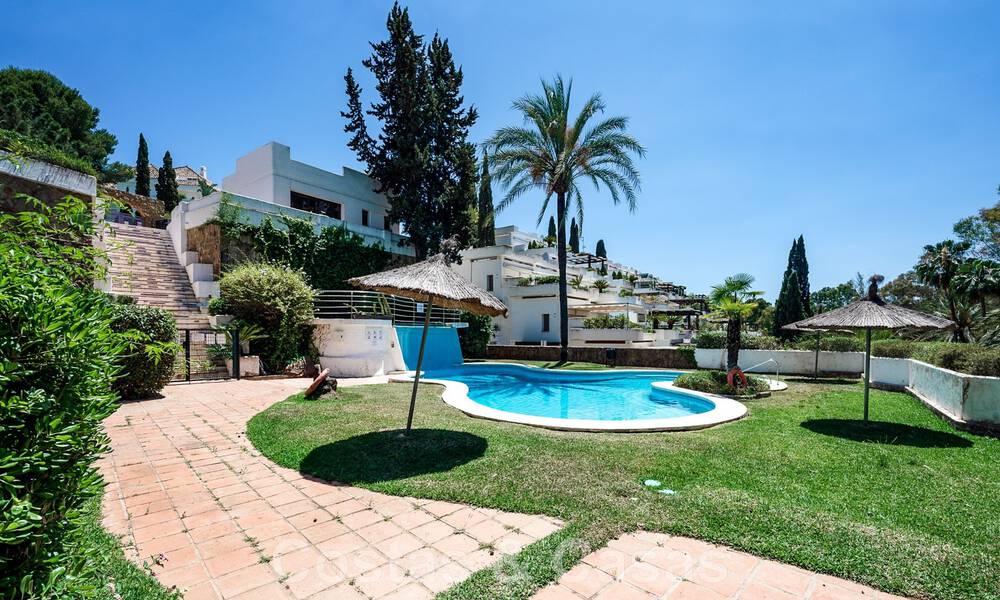 Penthouse de luxe entièrement rénové à vendre dans un style scandinave avec de grandes terrasses sur la Golden Mile de Marbella 44255