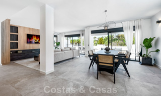 Penthouse de luxe entièrement rénové à vendre dans un style scandinave avec de grandes terrasses sur la Golden Mile de Marbella 44259 