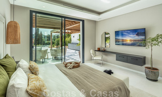 Villa andalouse contemporaine de luxe à vendre avec de nombreuses commodités de luxe, entourée de terrains de golf à Nueva Andalucia, Marbella 44358 