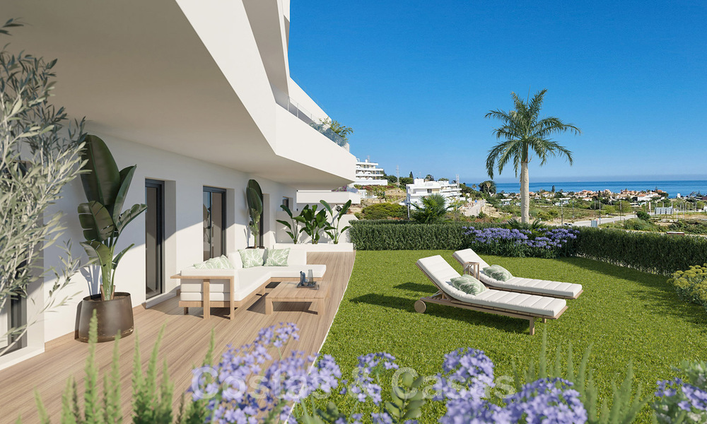 Appartements modernes de 2 ou 3 chambres à vendre dans un nouveau complexe avec vue sur la mer dans le centre d'Estepona 44294