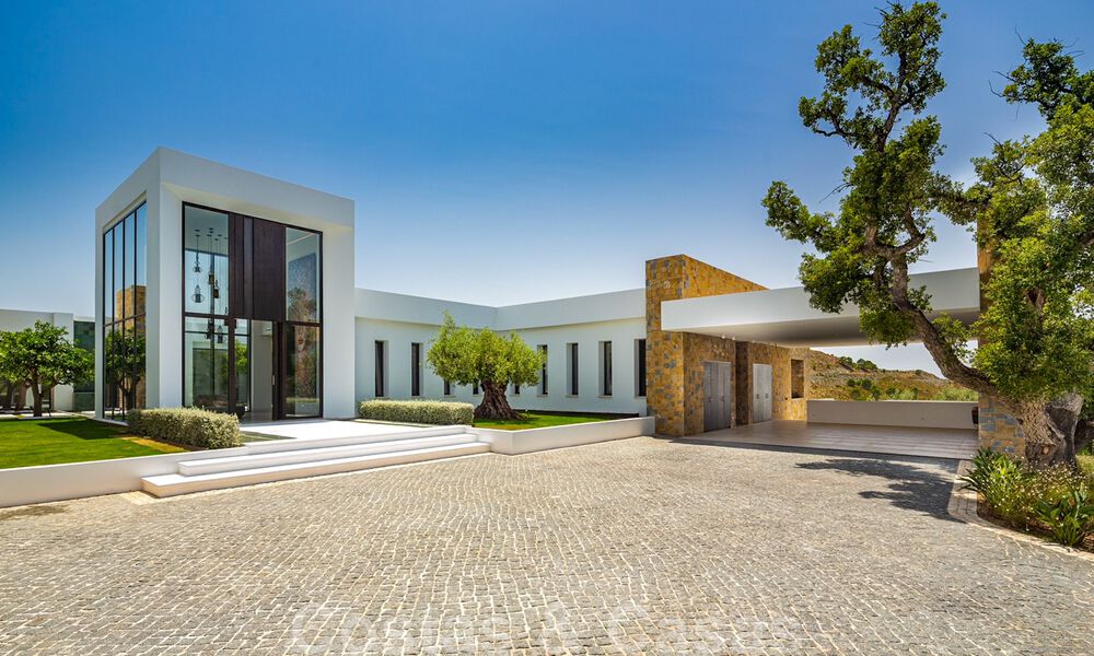 Phénoménale villa contemporaine de luxe à vendre, au bord du terrain de golf avec vue sur la mer dans un complexe de golf à Marbella - Benahavis 43972
