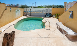 Villa traditionnelle espagnole à vendre avec vue sur la mer dans une urbanisation à l'est du centre de Marbella 44402 