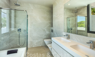 Impressionnante villa de luxe moderne avec vue imprenable sur la mer, à vendre dans une urbanisation recherchée de la Golden Mile de Marbella 44528 