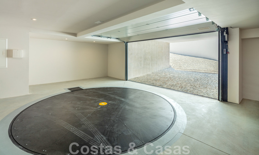 Impressionnante villa de luxe moderne avec vue imprenable sur la mer, à vendre dans une urbanisation recherchée de la Golden Mile de Marbella 44531