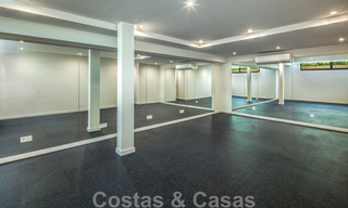 Impressionnante villa de luxe moderne avec vue imprenable sur la mer, à vendre dans une urbanisation recherchée de la Golden Mile de Marbella 44532 