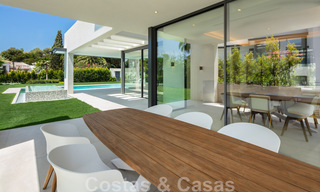 Impressionnante villa de luxe moderne avec vue imprenable sur la mer, à vendre dans une urbanisation recherchée de la Golden Mile de Marbella 44542 