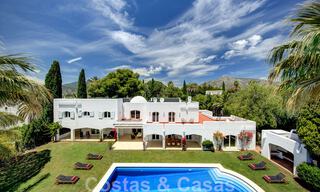 Villa andalouse de luxe unique à vendre dans un quartier très recherché de Nueva Andalucia à Marbella 44470 