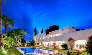 Villa andalouse de luxe unique à vendre dans un quartier très recherché de Nueva Andalucia à Marbella 44480 