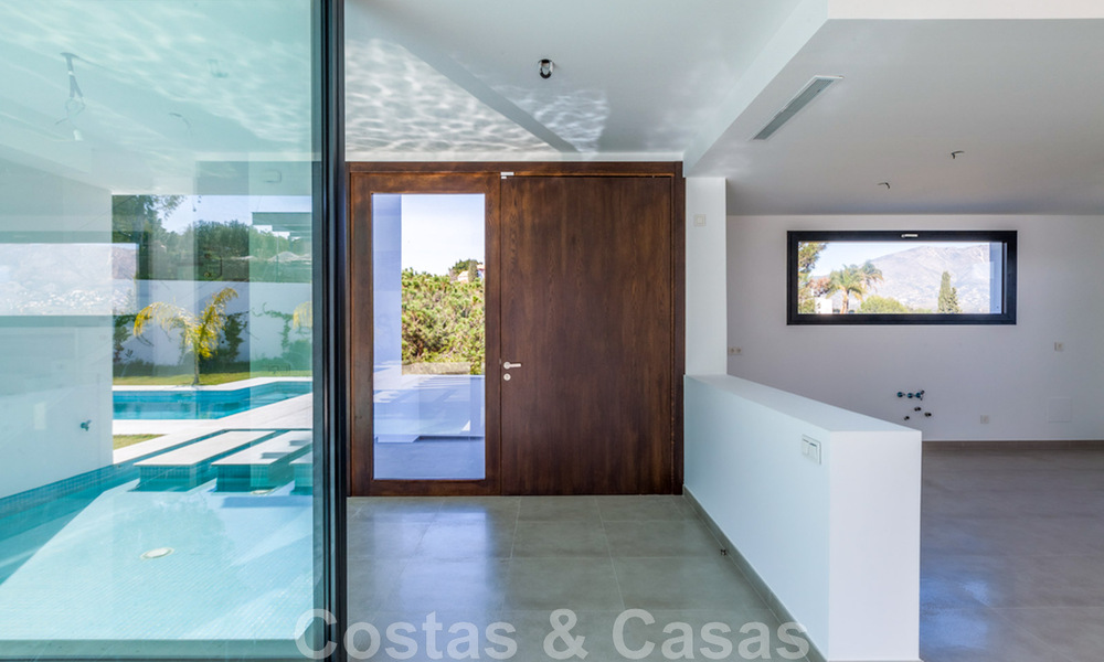 Nouvelle villa contemporaine à vendre avec vue imprenable sur les terrains de golf de la très recherchée resort La Cala Golf, Mijas 44646