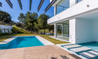 Nouvelle villa contemporaine à vendre avec vue imprenable sur les terrains de golf de la très recherchée resort La Cala Golf, Mijas 44655 