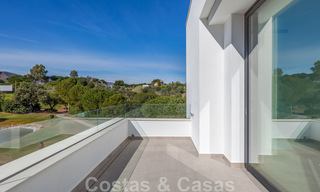 Nouvelle villa contemporaine à vendre avec vue imprenable sur les terrains de golf de la très recherchée resort La Cala Golf, Mijas 44666 