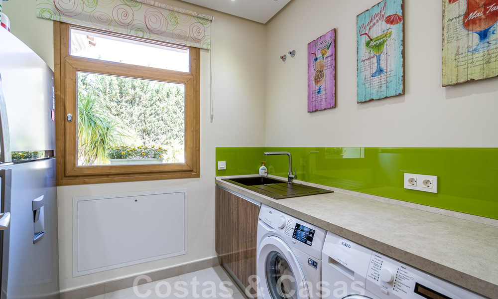 Vente d'une villa de caractère à l'architecture andalouse contemporaine, entourée de terrains de golf dans un complexe de golf 5 étoiles à Marbella - Benahavis 44879