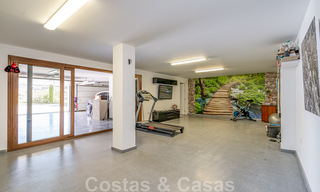 Vente d'une villa de caractère à l'architecture andalouse contemporaine, entourée de terrains de golf dans un complexe de golf 5 étoiles à Marbella - Benahavis 44892 