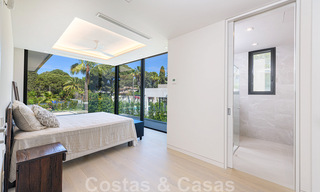 Villa contemporaine de luxe à vendre à proximité de toutes les commodités dans une communauté résidentielle très recherchée sur le Golden Mile de Marbella 44824 