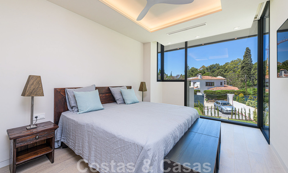 Villa contemporaine de luxe à vendre à proximité de toutes les commodités dans une communauté résidentielle très recherchée sur le Golden Mile de Marbella 44838