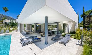 Villa contemporaine de luxe à vendre à proximité de toutes les commodités dans une communauté résidentielle très recherchée sur le Golden Mile de Marbella 44858 