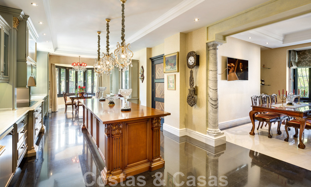 Majestueuse villa de luxe à vendre avec vue panoramique sur la mer dans la communauté exclusive de Sierra Blanca, sur la Golden Mile de Marbella 44768