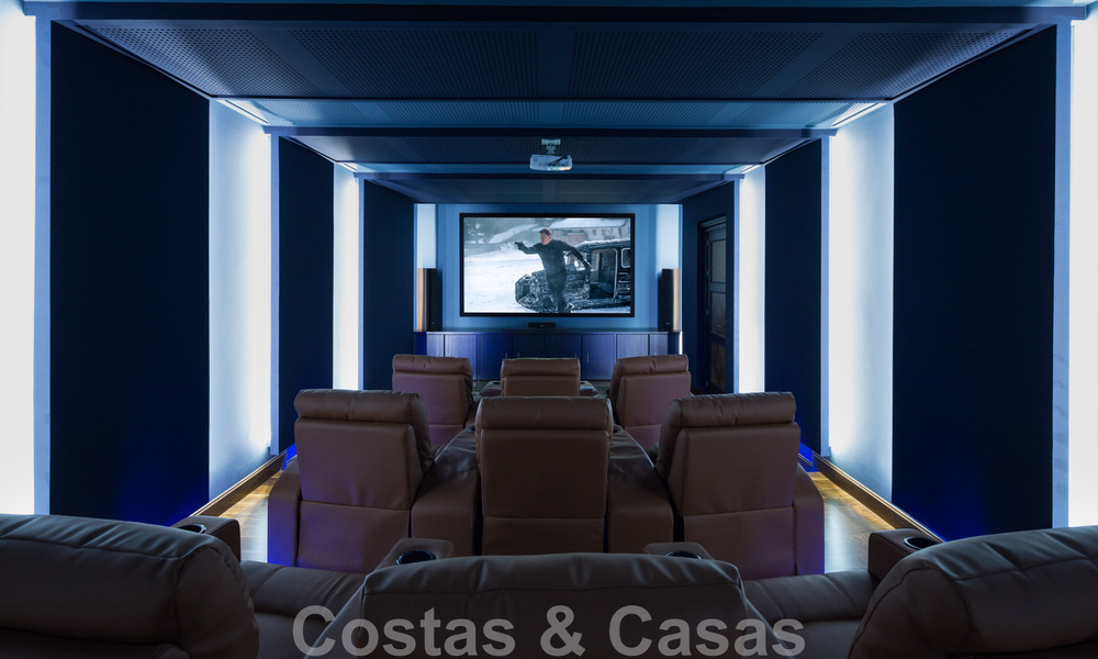 Majestueuse villa de luxe à vendre avec vue panoramique sur la mer dans la communauté exclusive de Sierra Blanca, sur la Golden Mile de Marbella 44770