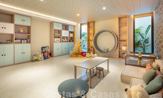 Villa exclusive et prestigieuse à vendre, située en première ligne de golf au cœur de Nueva Andalucia à Marbella 44812 