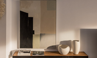 Villa moderne prête à être emménagée, à vendre, en première ligne de golf avec vue imprenable sur la mer à Marbella Est 44993 