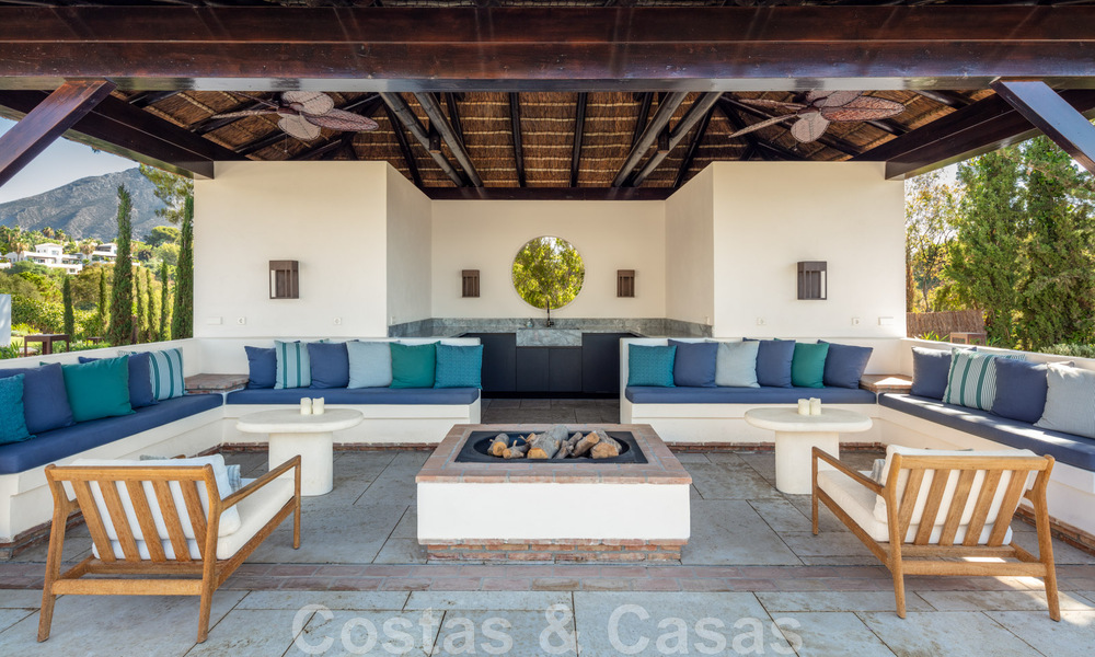 Superbe villa de design à vendre dans l'un des quartiers les plus recherchés de la Golden Mile de Marbella, avec vue sur la mer 45959