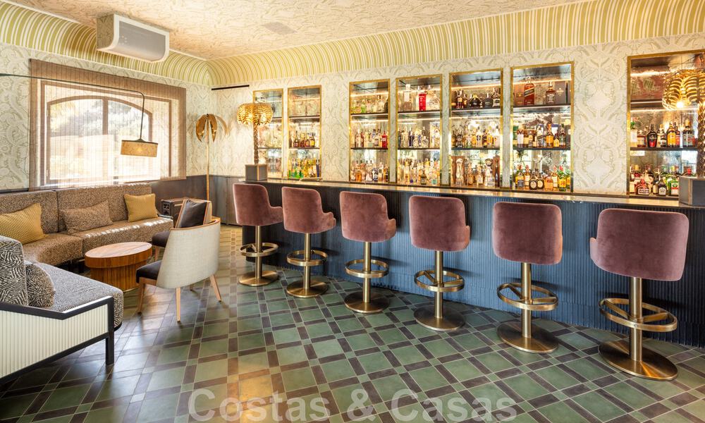 Superbe villa de design à vendre dans l'un des quartiers les plus recherchés de la Golden Mile de Marbella, avec vue sur la mer 45964