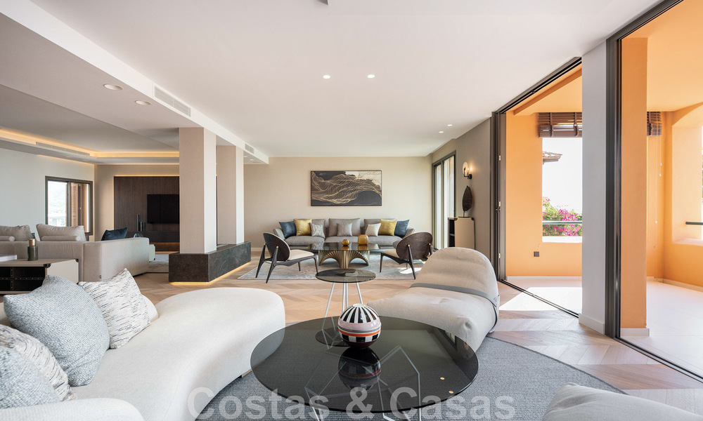 Penthouse duplex moderne et rénové, avec vue panoramique sur la mer, dans un complexe sécurisé 24h/24 à Nueva Andalucia, Marbella 45353