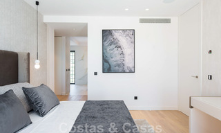 Penthouse duplex moderne et rénové, avec vue panoramique sur la mer, dans un complexe sécurisé 24h/24 à Nueva Andalucia, Marbella 45356 