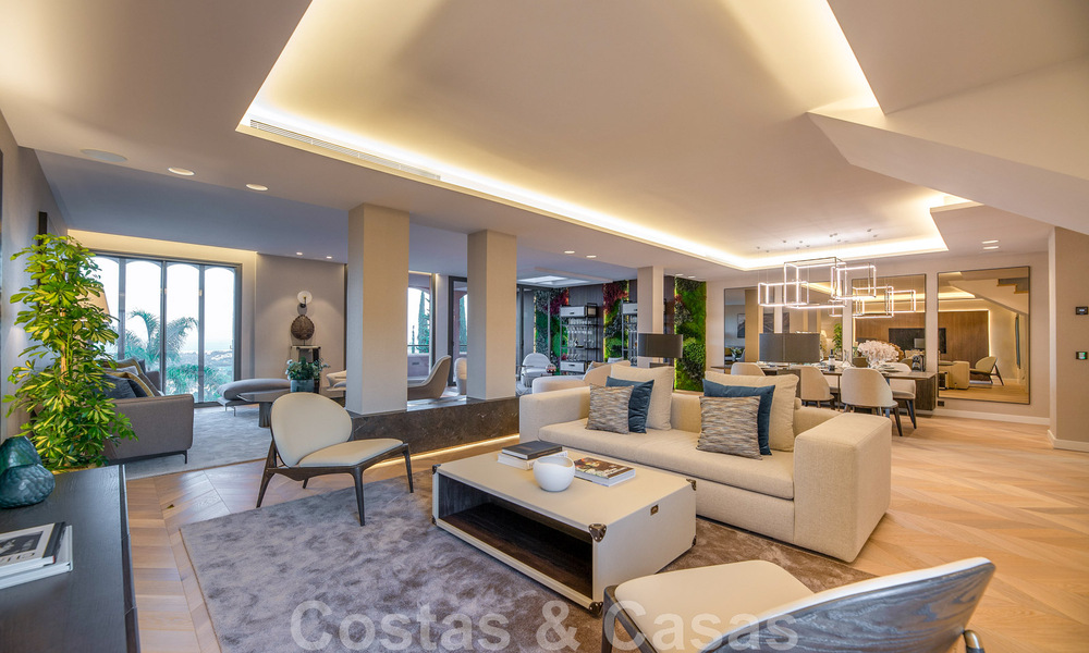 Penthouse duplex moderne et rénové, avec vue panoramique sur la mer, dans un complexe sécurisé 24h/24 à Nueva Andalucia, Marbella 45367