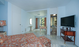 Vente d'un appartement spacieux avec une terrasse et une piscine privée, plage de seconde ligne dans le centre de Marbella 44941 