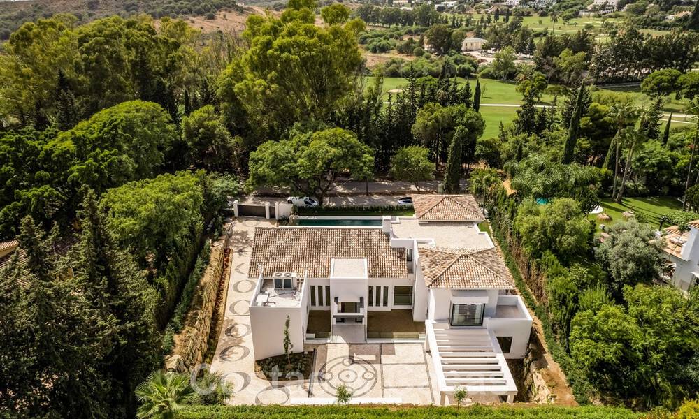 Vente d'une villa design espagnole en prévente, à quelques pas du terrain de golf de Marbella - Benahavis 45473