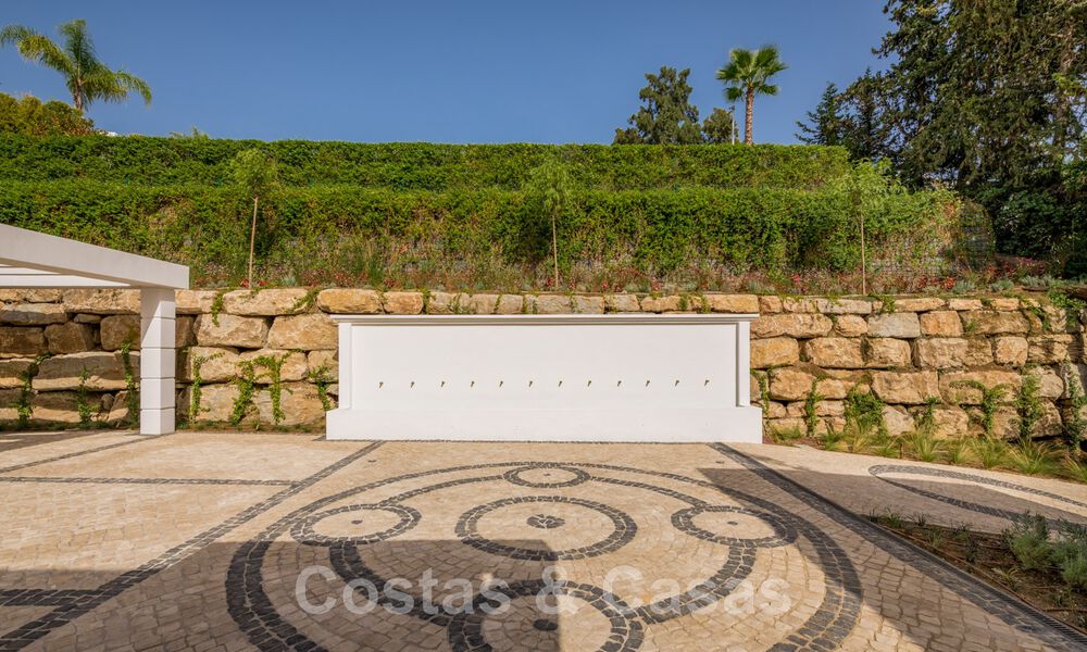 Vente d'une villa design espagnole en prévente, à quelques pas du terrain de golf de Marbella - Benahavis 45496