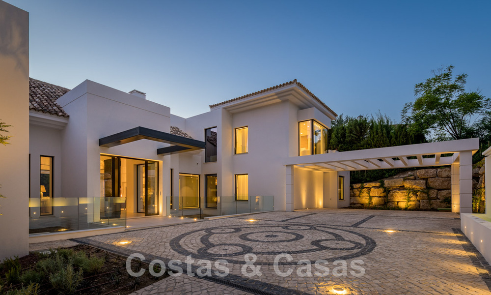 Vente d'une villa design espagnole en prévente, à quelques pas du terrain de golf de Marbella - Benahavis 45506