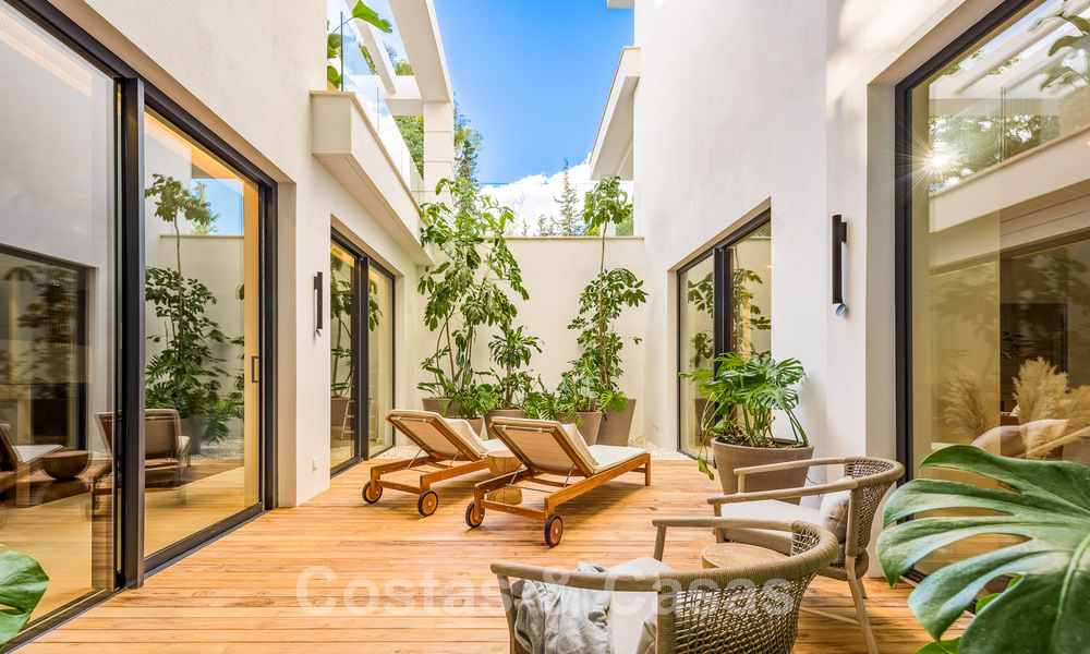 Vente d'une villa design espagnole en prévente, à quelques pas du terrain de golf de Marbella - Benahavis 49287
