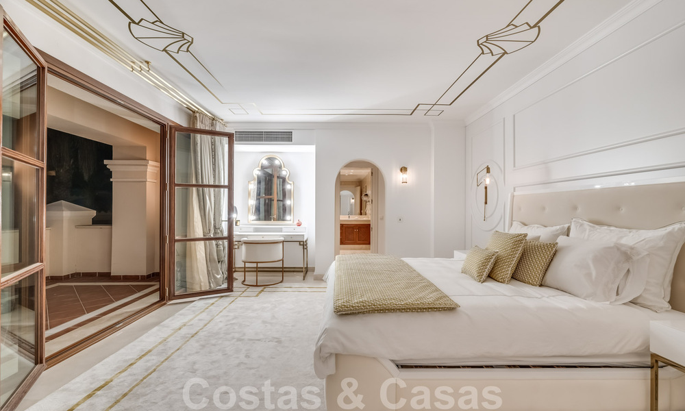 Spacieuse villa de luxe à vendre, de style andalou, située en hauteur à Nueva Andalucia, Marbella 45073