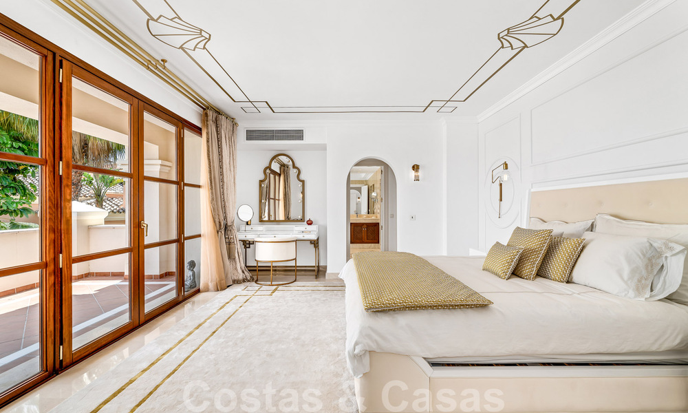 Spacieuse villa de luxe à vendre, de style andalou, située en hauteur à Nueva Andalucia, Marbella 45082