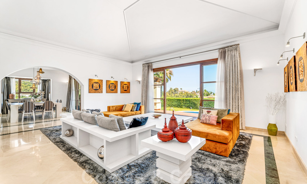 Spacieuse villa de luxe à vendre, de style andalou, située en hauteur à Nueva Andalucia, Marbella 45107