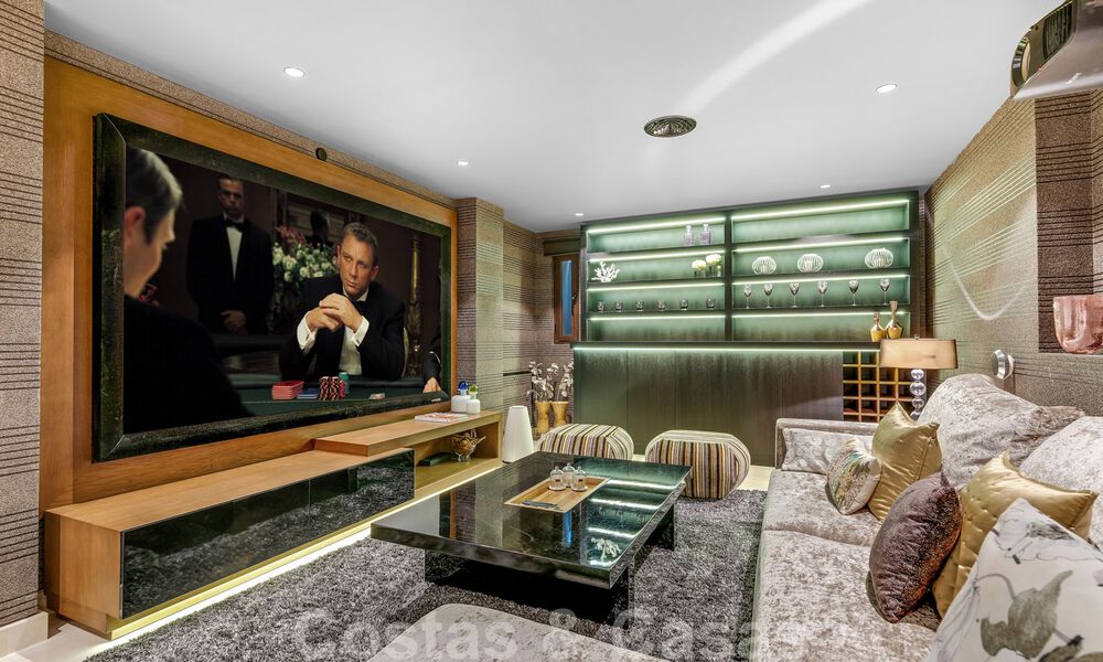 Spacieuse villa de luxe à vendre, de style andalou, située en hauteur à Nueva Andalucia, Marbella 45115