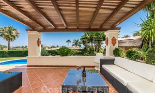 Spacieuse villa de luxe à vendre, de style andalou, située en hauteur à Nueva Andalucia, Marbella 45120 