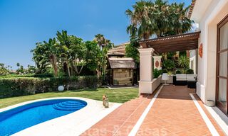 Spacieuse villa de luxe à vendre, de style andalou, située en hauteur à Nueva Andalucia, Marbella 45133 