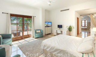Spacieuse et charmante villa de luxe à vendre, dans une urbanisation résidentielle privilégiée de la nouvelle Golden Mile, Benahavis - Marbella 45612 