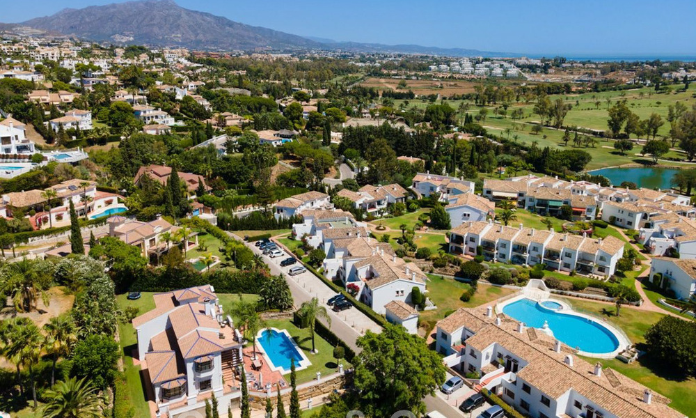 Spacieuse et charmante villa de luxe à vendre, dans une urbanisation résidentielle privilégiée de la nouvelle Golden Mile, Benahavis - Marbella 45623