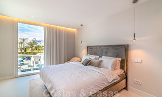 Villa de luxe unique à vendre dans un style architectural andalou moderne, avec vue sur la mer, à quelques pas de Puerto Banus, Marbella 45856 