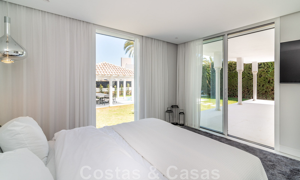 Villa de luxe unique à vendre dans un style architectural andalou moderne, avec vue sur la mer, à quelques pas de Puerto Banus, Marbella 45916