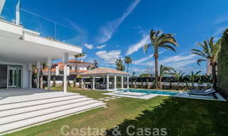 Villa de luxe unique à vendre dans un style architectural andalou moderne, avec vue sur la mer, à quelques pas de Puerto Banus, Marbella 45919 