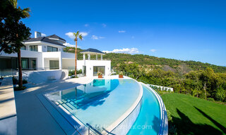 Villa contemporaine de luxe à vendre avec vue sur la mer dans la urbanisation la plus exclusive La Zagaleta à Benahavis - Marbella 45256 