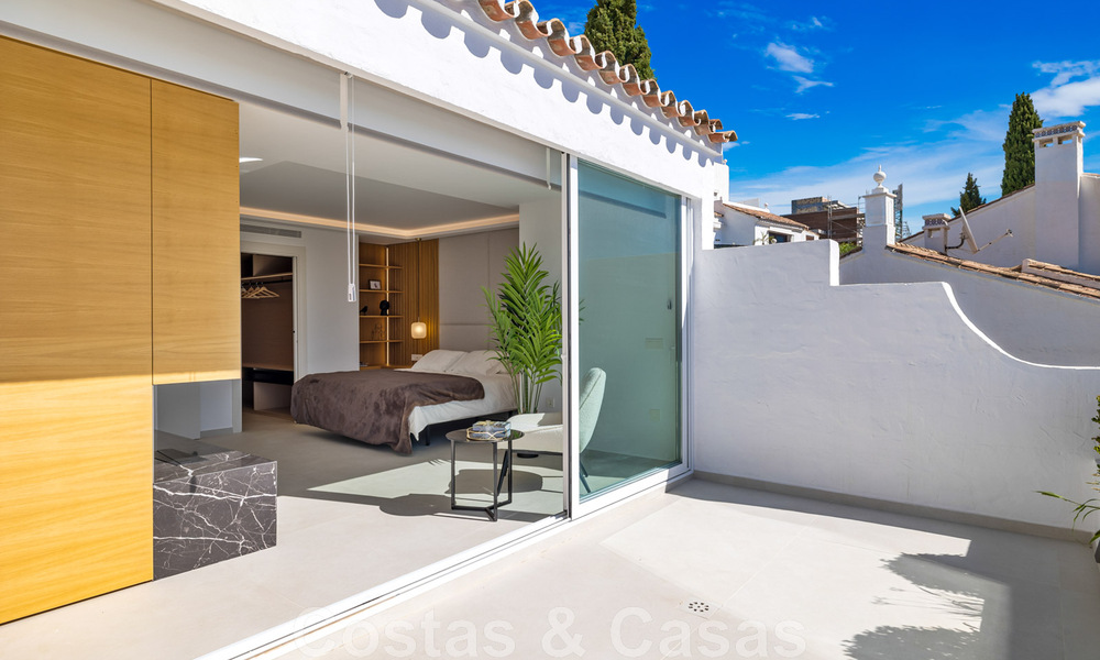 Spacieux penthouse de luxe entièrement rénové à vendre avec vue sur la mer à Benahavis - Marbella 45280