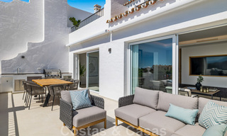 Spacieux penthouse de luxe entièrement rénové à vendre avec vue sur la mer à Benahavis - Marbella 45284 
