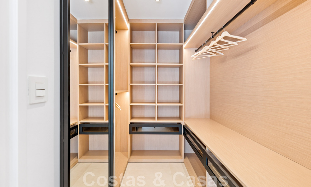 Spacieux penthouse de luxe entièrement rénové à vendre avec vue sur la mer à Benahavis - Marbella 45291