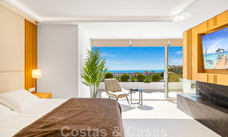 Spacieux penthouse de luxe entièrement rénové à vendre avec vue sur la mer à Benahavis - Marbella 45300 